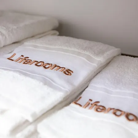 Bed & Breakfast Liferooms